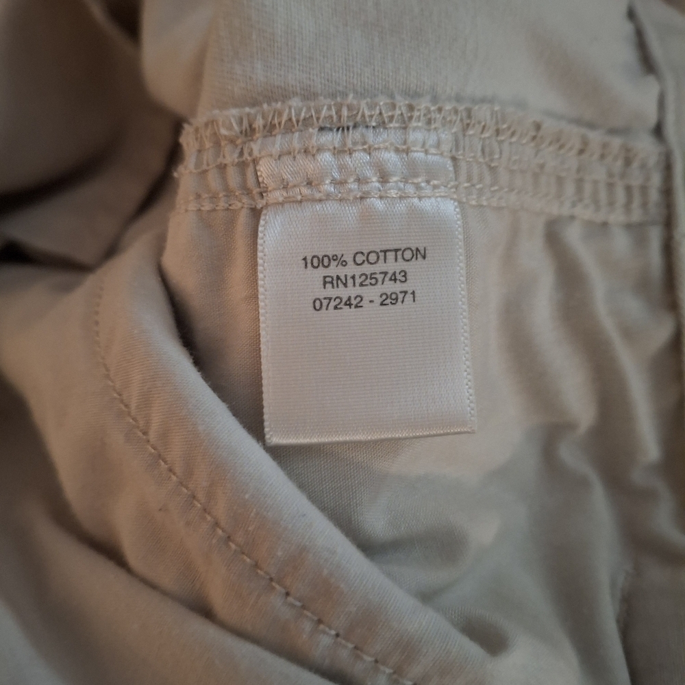 Christopher & Banks Women's Beige Casual Shorts - Picture 5 of 8